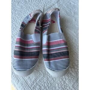 Roxy Casual Stripe Slip On Shoes, with Elastic Gores and Heel, Girls size 4